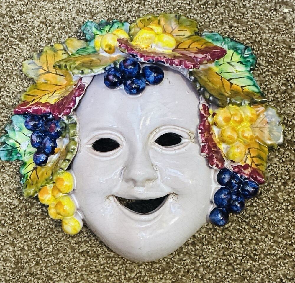 Cosimo Primo Red Clay Italian Bacchus Wall Mask Majolica Grapeleave Vibrant READ